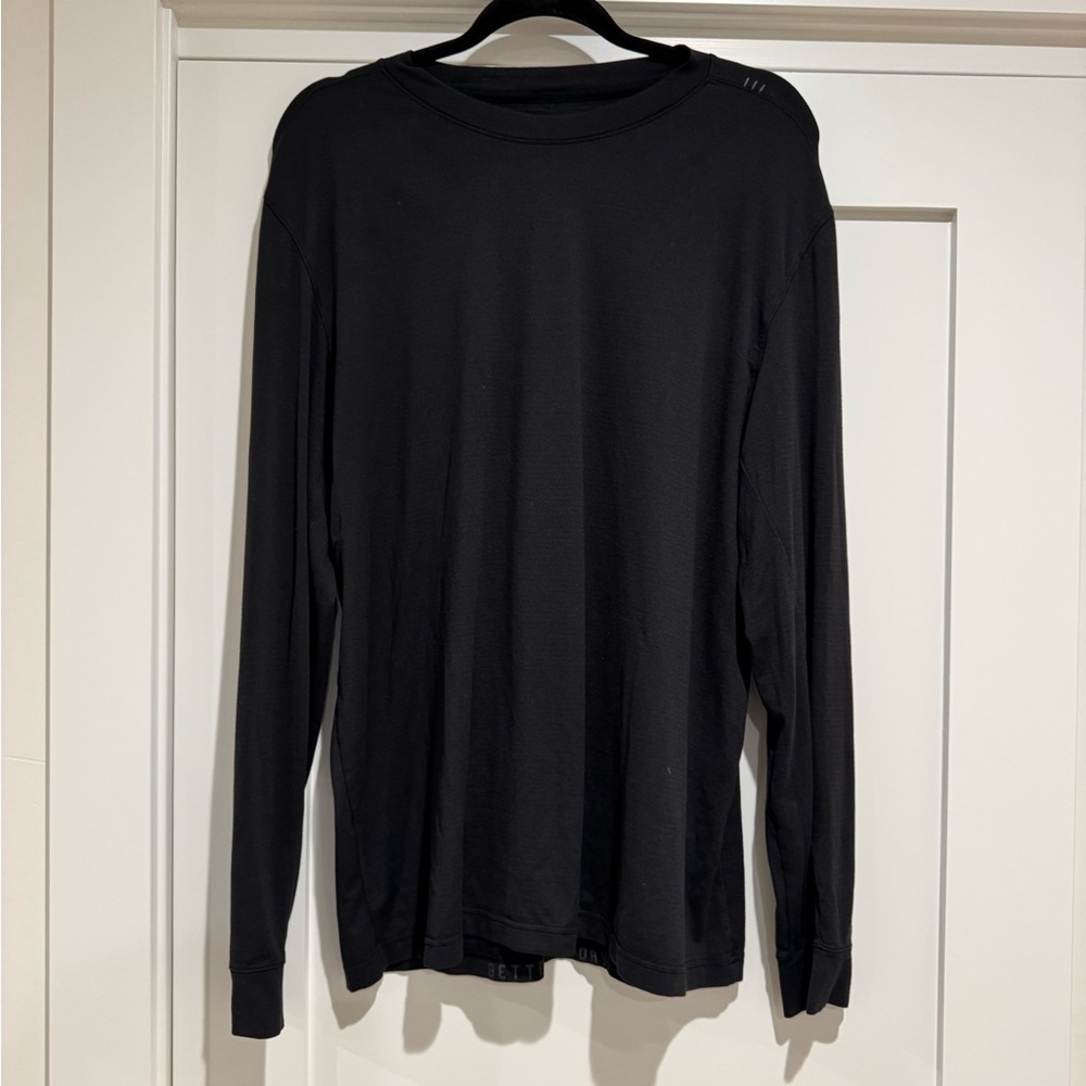 Lululemon License to Train Black Long Sleeve Size L